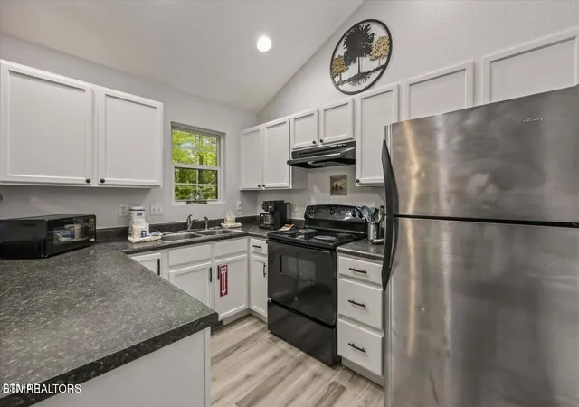 Photo 2 of Single family home for sale at 537 Johnson Lane #1, Gatlinburg, TN 37738 | MLS# 3528180 | Listing updated on 2026-09-11
