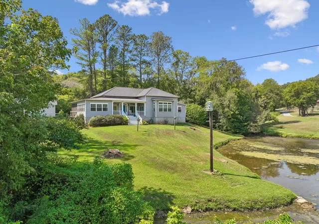 Photo 3 of Single family home for sale at 1278 Brooks Bnd Ln, Gainesboro, TN 38562 | MLS# 3545604 | Listing updated on 2026-09-12