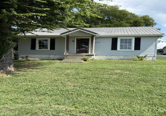 Photo 1 of Sale Pending at 2111 Highland Ave, Columbia, TN 38401 | MLS# 3530125 | Listing updated on 2026-10-01
