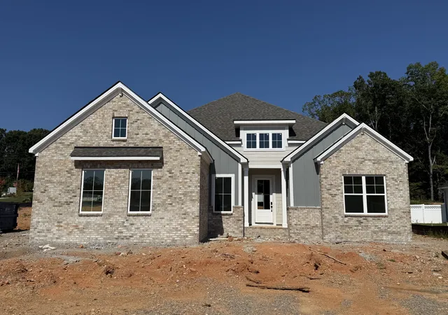 Photo 1 of Single family home for sale at 7257 Fairlawn Dr, Fairview, TN 37062 | MLS# 3528347 | Listing updated on 2026-09-14