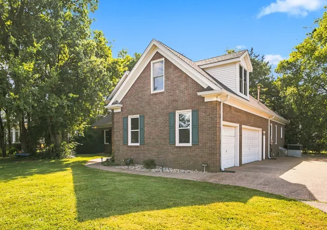 Photo 1 of Single family home for sale at 2907 Parsons Ct, Murfreesboro, TN 37129 | MLS# 3529593 | Listing updated on 2026-10-27