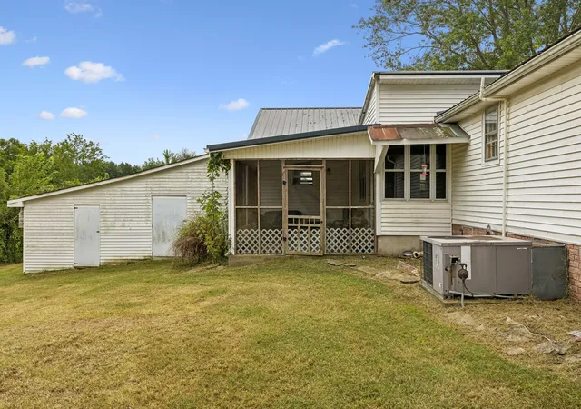 Photo 43 of Single family home for sale at 2270 Fall River Rd, Leoma, TN 38468 | MLS# 3528669 | Listing updated on 2026-10-07