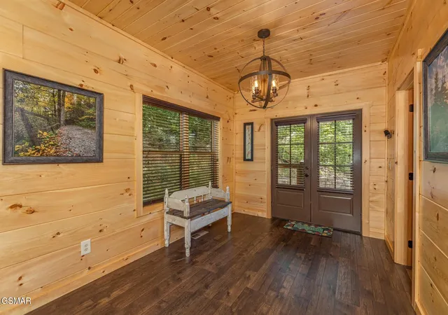 Photo 4 of Single family home for sale at 3181 Thomas Headrick Road, Sevierville, TN 37862 | MLS# 3528728 | Listing updated on 2026-09-11