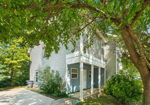 Photo 3 of Multi family home for sale at 515 N Academy St, Murfreesboro, TN 37130 | MLS# 3542329 | Listing updated on 2026-09-14