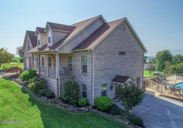 Photo 3 of Single family home for sale at 849 Pinnacle Dr, Dandridge, TN 37725 | MLS# 3528780 | Listing updated on 2026-09-11