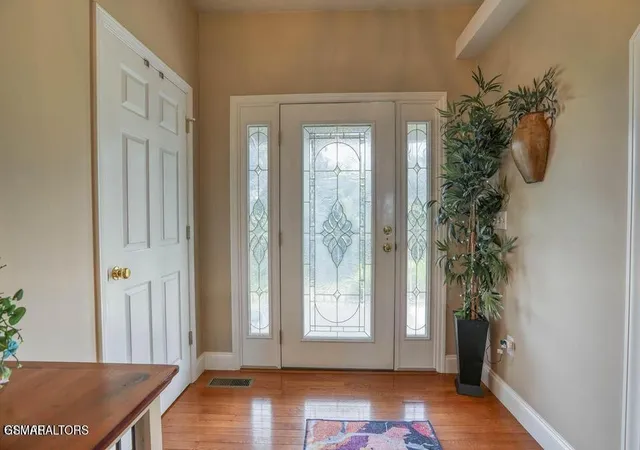Photo 3 of Single family home for sale at 849 Pinnacle Dr, Dandridge, TN 37725 | MLS# 3528780 | Listing updated on 2026-09-11
