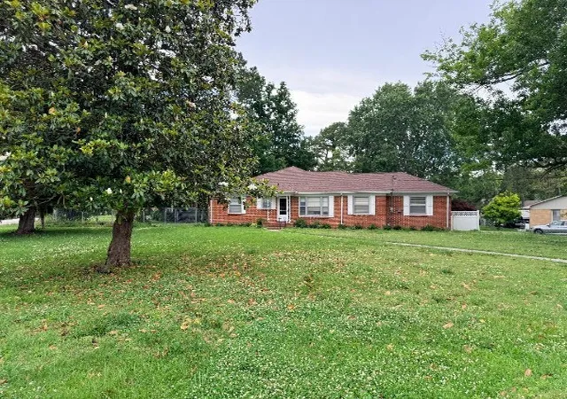 Photo 2 of Single family home for sale at 760 Scenic Dr, Lewisburg, TN 37091 | MLS# 3528872 | Listing updated on 2026-09-30