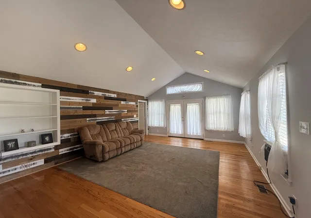 Photo 3 of Single family home for sale at 760 Scenic Dr, Lewisburg, TN 37091 | MLS# 3528872 | Listing updated on 2026-09-30