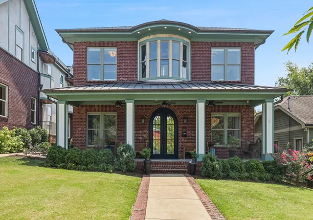 Photo 1 of Single family home for sale at 816 Shelby Ave, Nashville, TN 37206 | MLS# 3529160 | Listing updated on 2026-09-15