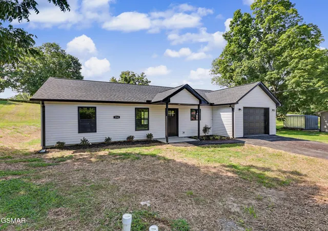 Photo 2 of Single family home for sale at 234 Meadowbrook Dr, Pigeon Forge, TN 37863 | MLS# 3528875 | Listing updated on 2026-09-15