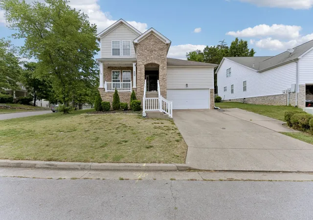 Photo 4 of Single family home for sale at 1961 Deep Woods Trl, Nashville, TN 37214 | MLS# 3529192 | Listing updated on 2026-09-15