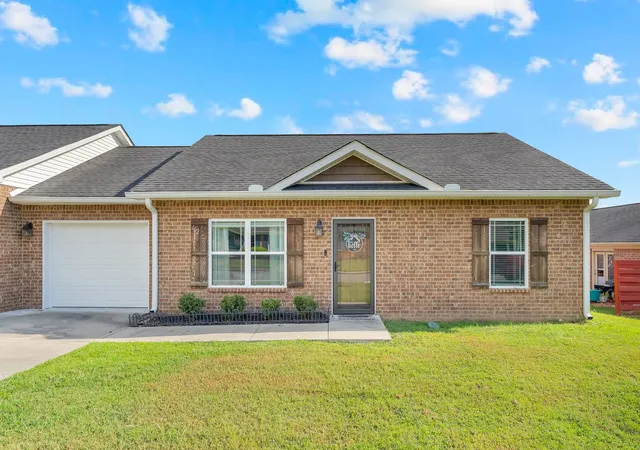 Photo 1 of Condo for sale at 102 Dogwood Ct, Shelbyville, TN 37160 | MLS# 3529204 | Listing updated on 2026-09-14
