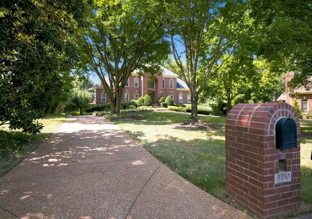Photo 2 of Single family home for sale at 9180 Brushboro Ct, Brentwood, TN 37027 | MLS# 3529134 | Listing updated on 2026-09-13
