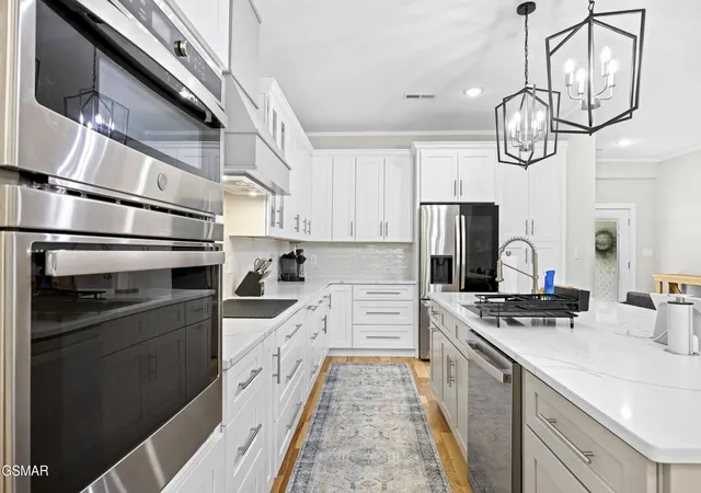 Photo 3 of Single family home for sale at 2704 River Island Boulevard, Kodak, TN 37764 | MLS# 3529141 | Listing updated on 2026-09-11