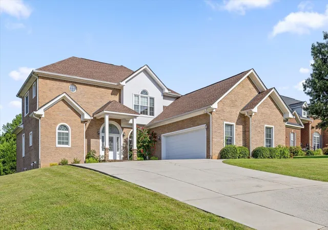 Photo 1 of Single family home for sale at 5639 Nw Avenwood Circle, Cleveland, TN 37312 | MLS# 3529152 | Listing updated on 2026-10-23