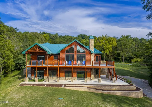 Photo 4 of Single family home for sale at 197 Cove Springs Dr, Dandridge, TN 37725 | MLS# 3529228 | Listing updated on 2026-09-11