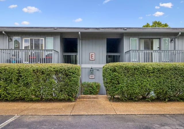 Photo 3 of Condo for sale at 21 Vaughns Gap Rd #75, Nashville, TN 37205 | MLS# 3546689 | Listing updated on 2026-09-15