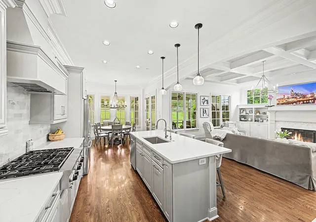 Photo 3 of Sale Pending at 9476 Highland Bnd Ct, Brentwood, TN 37027 | MLS# 3529582 | Listing updated on 2026-10-06