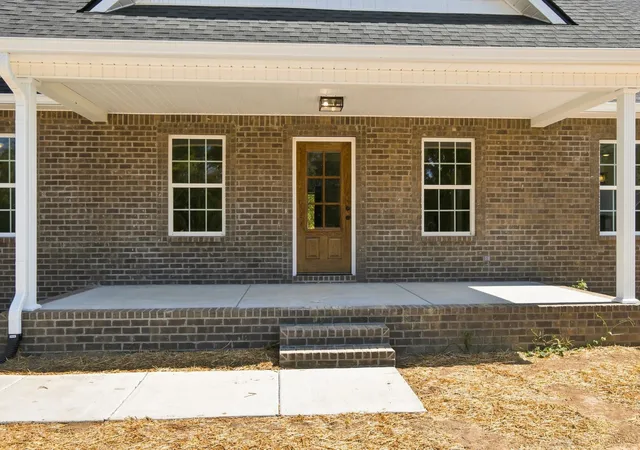 Photo 2 of Single family home for sale at 203 Marys Ln, Lafayette, TN 37083 | MLS# 3542091 | Listing updated on 2026-09-14