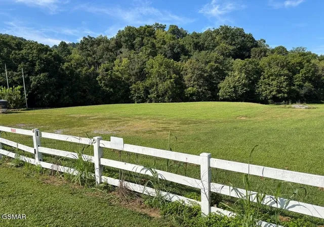 Photo 1 of Land for sale at 0 Roberts Ct, Sevierville, TN 37862 | MLS# 3591859 | Listing updated on 2026-09-14
