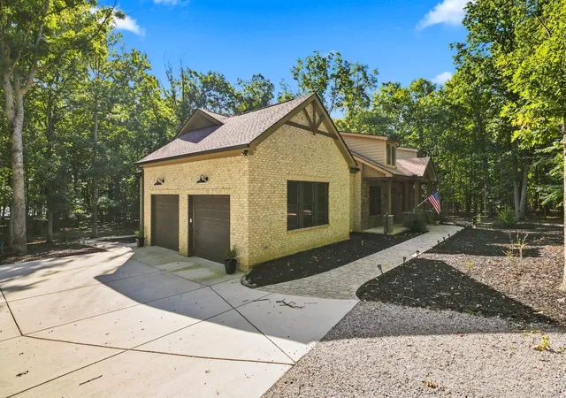 Photo 3 of Single family home for sale at 2186 Cooleys Rift Blvd, Monteagle, TN 37356 | MLS# 3530439 | Listing updated on 2026-09-15