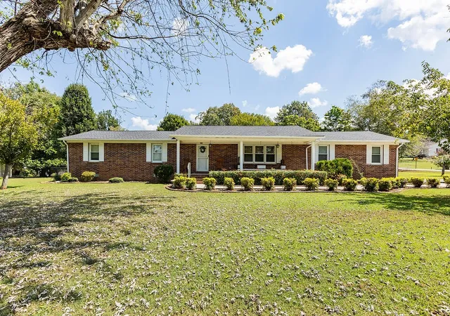 Photo 3 of Single family home for sale at 156 S Arrowhead Dr, Mc Minnville, TN 37110 | MLS# 3529525 | Listing updated on 2026-09-14