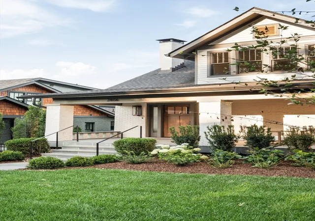 Photo 3 of Mansion for sale at 2806 Oakland Ave, Nashville, TN 37212 | MLS# 3530281 | Listing updated on 2026-09-15