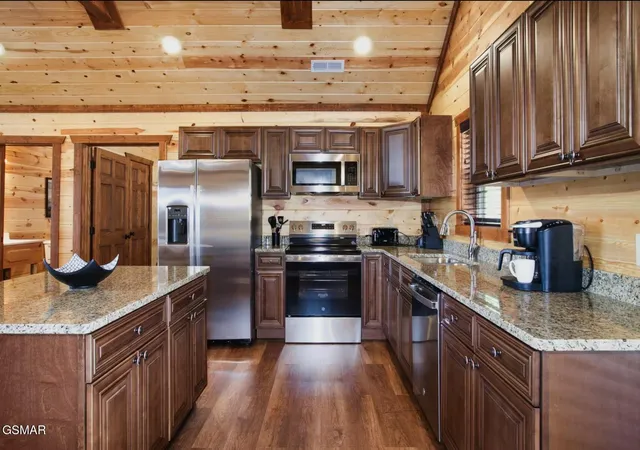 Photo 4 of Sale Pending at 2640 Jerusalem Way, Sevierville, TN 37876 | MLS# 3529556 | Listing updated on 2026-09-11