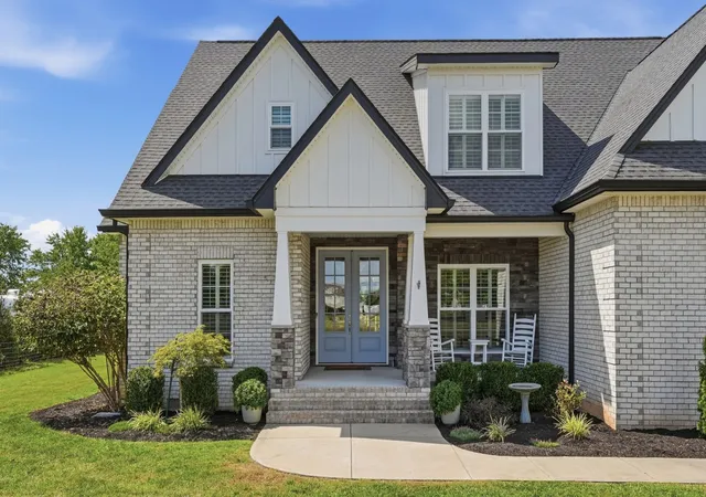 Photo 4 of Single family home for sale at 1185 Walnut Grv Rd, Christiana, TN 37037 | MLS# 3530920 | Listing updated on 2026-09-24