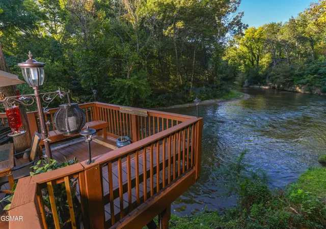 Photo 4 of Single family home for sale at 726 Plantation Dr, Pigeon Forge, TN 37863 | MLS# 3591853 | Listing updated on 2026-09-14