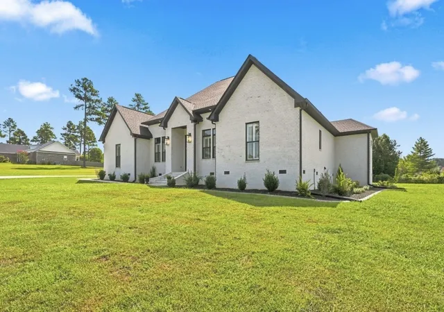 Photo 2 of Single family home for sale at 64 Eagle Ridge Ln E, Summertown, TN 38483 | MLS# 3529744 | Listing updated on 2026-10-10