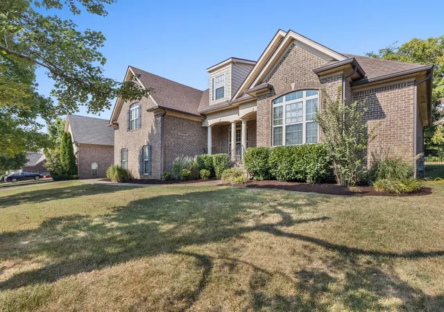 Photo 2 of Sale Pending at 1012 Whispering Wind Way, Hendersonville, TN 37075 | MLS# 3542859 | Listing updated on 2026-09-09