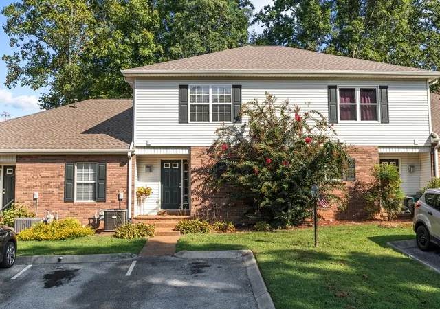 Photo 1 of Townhouse for sale at 111 Eastdale Ln, Dickson, TN 37055 | MLS# 3531510 | Listing updated on 2026-09-15
