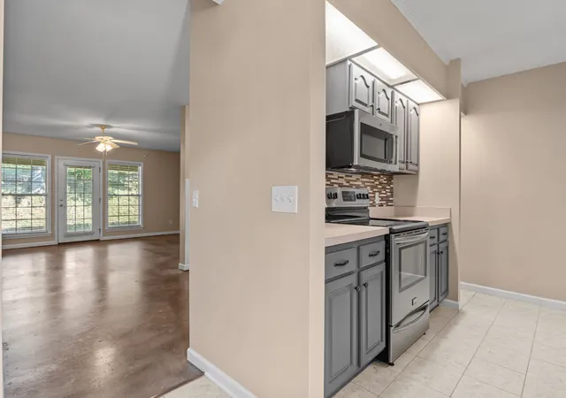 Photo 3 of Townhouse for sale at 111 Eastdale Ln, Dickson, TN 37055 | MLS# 3531510 | Listing updated on 2026-09-15