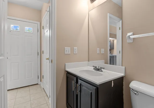 Photo 4 of Townhouse for sale at 111 Eastdale Ln, Dickson, TN 37055 | MLS# 3531510 | Listing updated on 2026-09-15