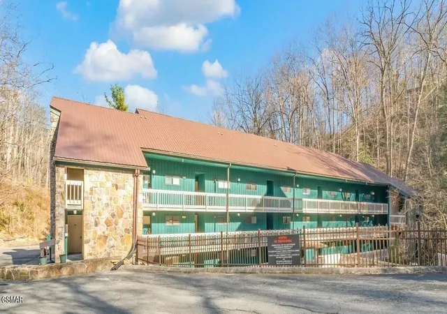 Photo 1 of Condo for sale at 1435 Wiley Oakley Dr #177, Gatlinburg, TN 37738 | MLS# 3529797 | Listing updated on 2026-10-05