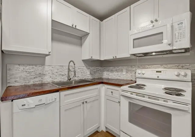 Photo 3 of Condo for sale at 555 N Dupont Ave #A16, Madison, TN 37115 | MLS# 3529925 | Listing updated on 2026-10-01