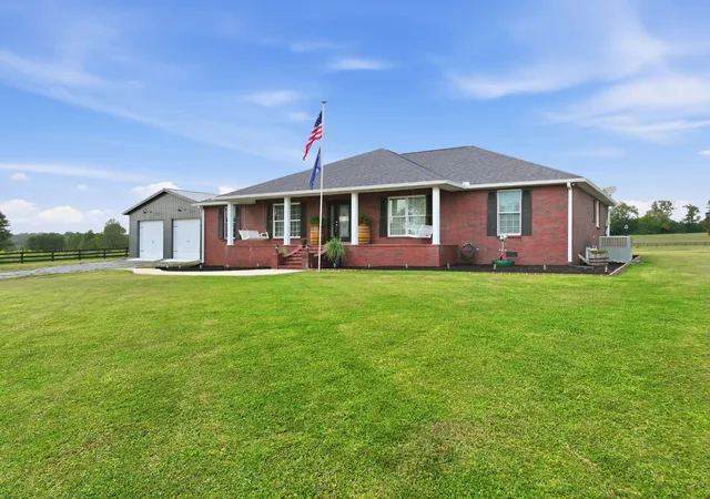 Photo 2 of Single family home for sale at 331 Normandy Rd, Wartrace, TN 37183 | MLS# 3529841 | Listing updated on 2026-10-07