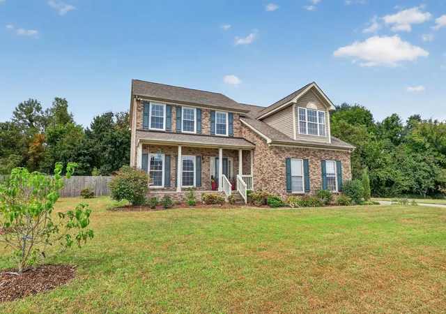Photo 2 of Single family home for sale at 2240 Gilmore Xing Ln, Nashville, TN 37218 | MLS# 3544093 | Listing updated on 2026-09-14