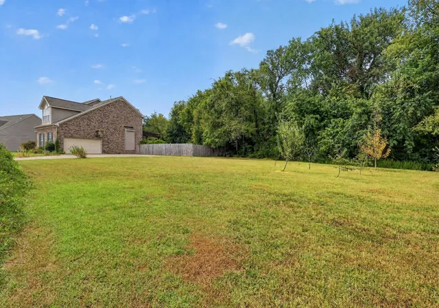 Photo 4 of Single family home for sale at 2240 Gilmore Xing Ln, Nashville, TN 37218 | MLS# 3544093 | Listing updated on 2026-09-14