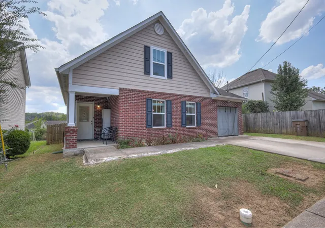 Photo 3 of Single family home for sale at 120 Painter Dr, Antioch, TN 37013 | MLS# 3541166 | Listing updated on 2026-09-13