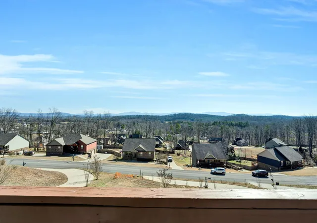 Photo 2 of Single family home for sale at 129 Timber Top Xing Se, Cleveland, TN 37323 | MLS# 3530028 | Listing updated on 2026-09-11