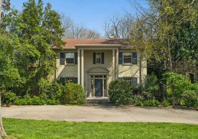 Photo 1 of Mansion for sale at 4216 Estes Rd, Nashville, TN 37215 | MLS# 3541365 | Listing updated on 2026-10-01