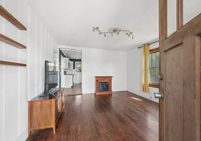 Photo 3 of Single family home for sale at 105 30th Street, Old Hickory, TN 37138 | MLS# 3530519 | Listing updated on 2026-09-15