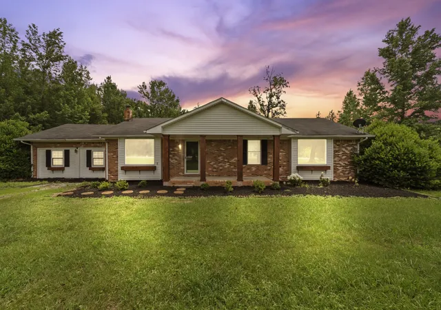Photo 1 of Single family home for sale at 4982 Highway 43 N, Mount Pleasant, TN 38474 | MLS# 3530935 | Listing updated on 2026-09-11
