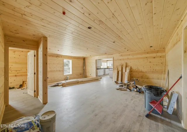 Photo 3 of Single family home for sale at 212 Caton Rd, Sevierville, TN 37862 | MLS# 3544466 | Listing updated on 2026-09-11