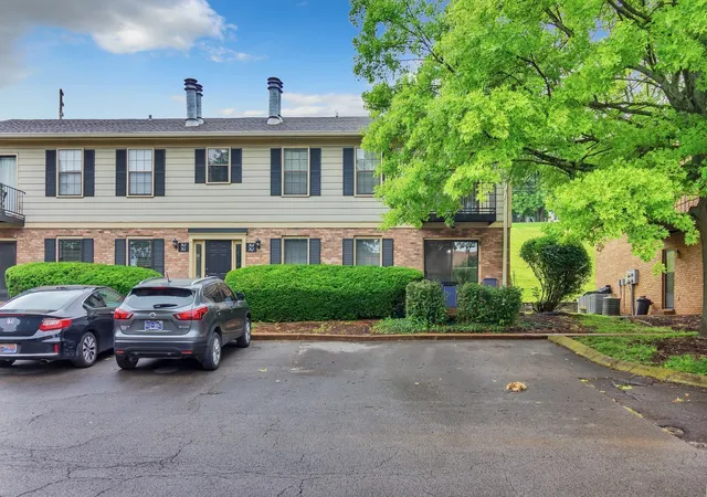 Photo 3 of Condo for sale at 764 Fox Ridge Dr, Brentwood, TN 37027 | MLS# 3530137 | Listing updated on 2026-09-08