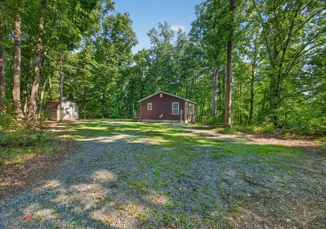 Photo 3 of Sale Pending at 205 Richardson Ln, Gainesboro, TN 38562 | MLS# 3530213 | Listing updated on 2026-09-09