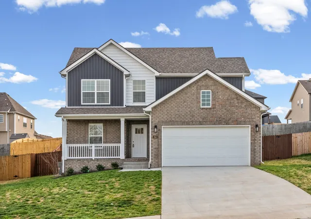 Photo 1 of Single family home for sale at 404 Park Glen Ln, Clarksville, TN 37042 | MLS# 3531379 | Listing updated on 2026-09-15