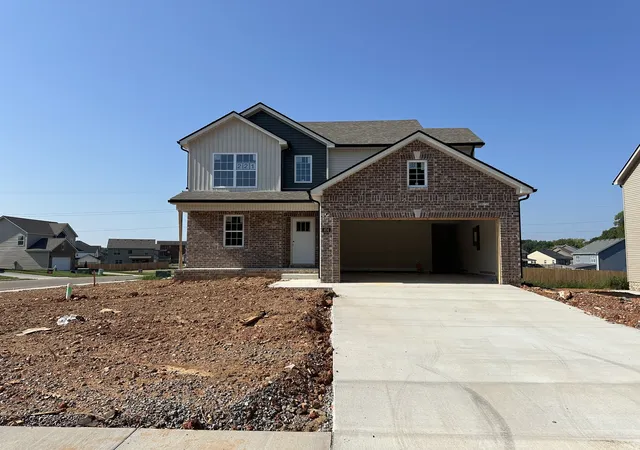 Photo 2 of Single family home for sale at 404 Park Glen Ln, Clarksville, TN 37042 | MLS# 3531379 | Listing updated on 2026-09-15